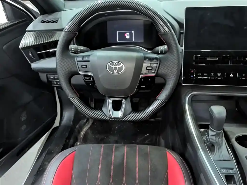 TOYOTA ASIAN DRAGON