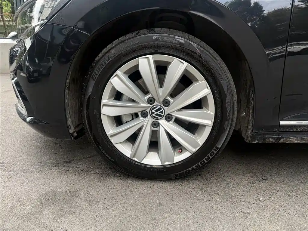 Volkswagen Passat 2020 330TSI Elite Edition China V фото 22