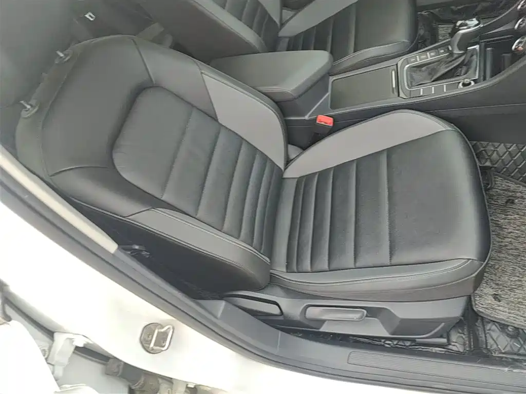 Volkswagen Sagitar 2019 200TSI DSG Comfort Edition China VI фото 25