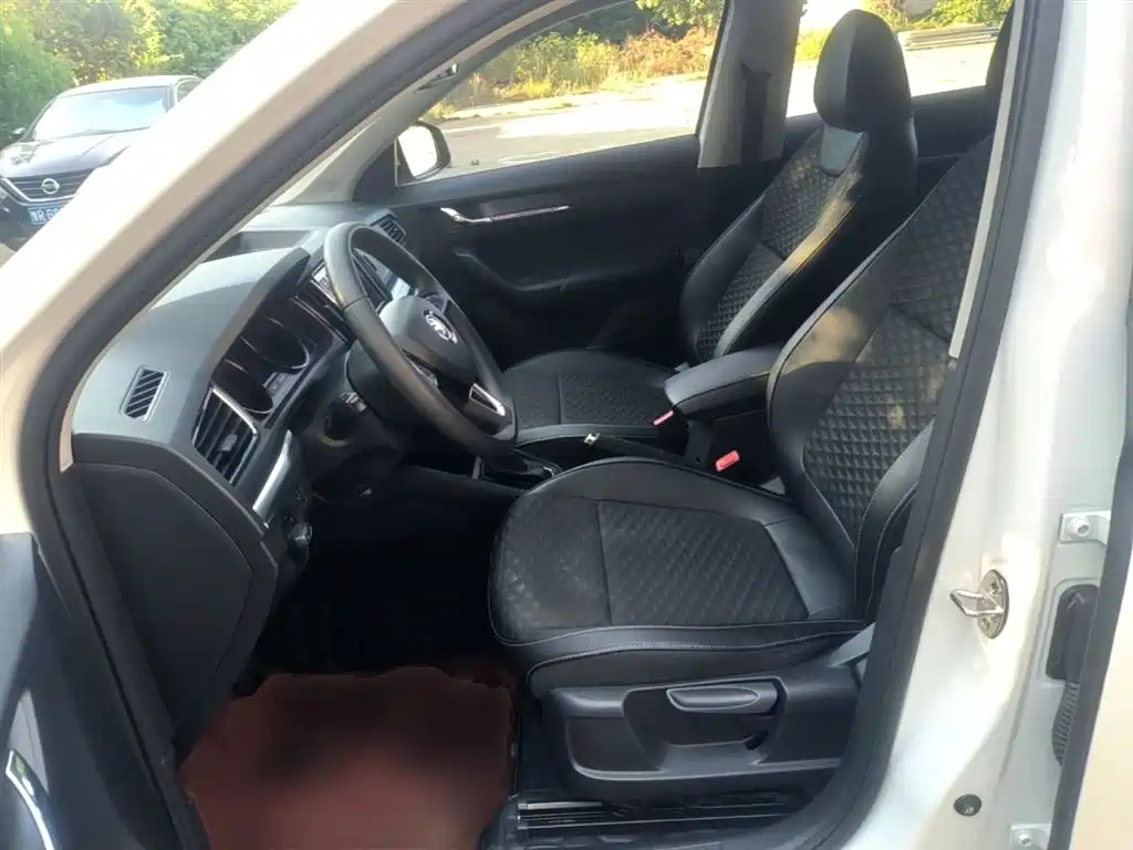Škoda Kamiq 2018 1.5L Automatic Comfort Version China V фото 15