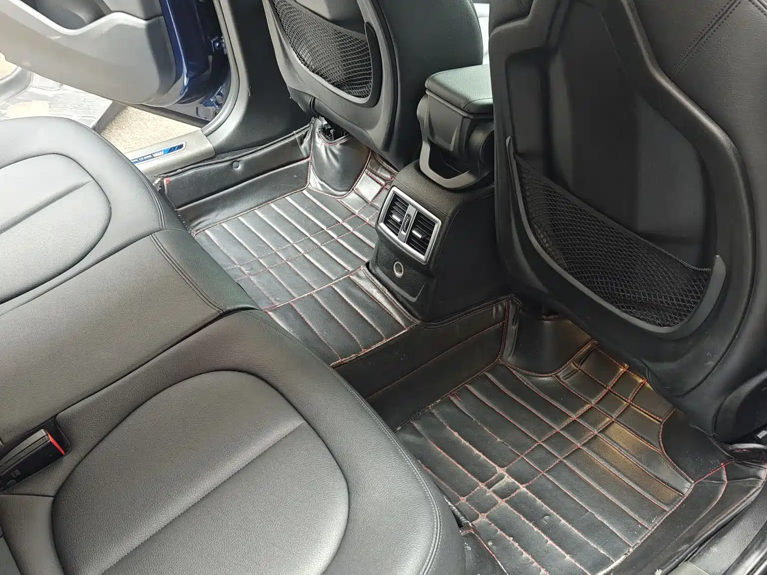 Фото 17 - BMW X1