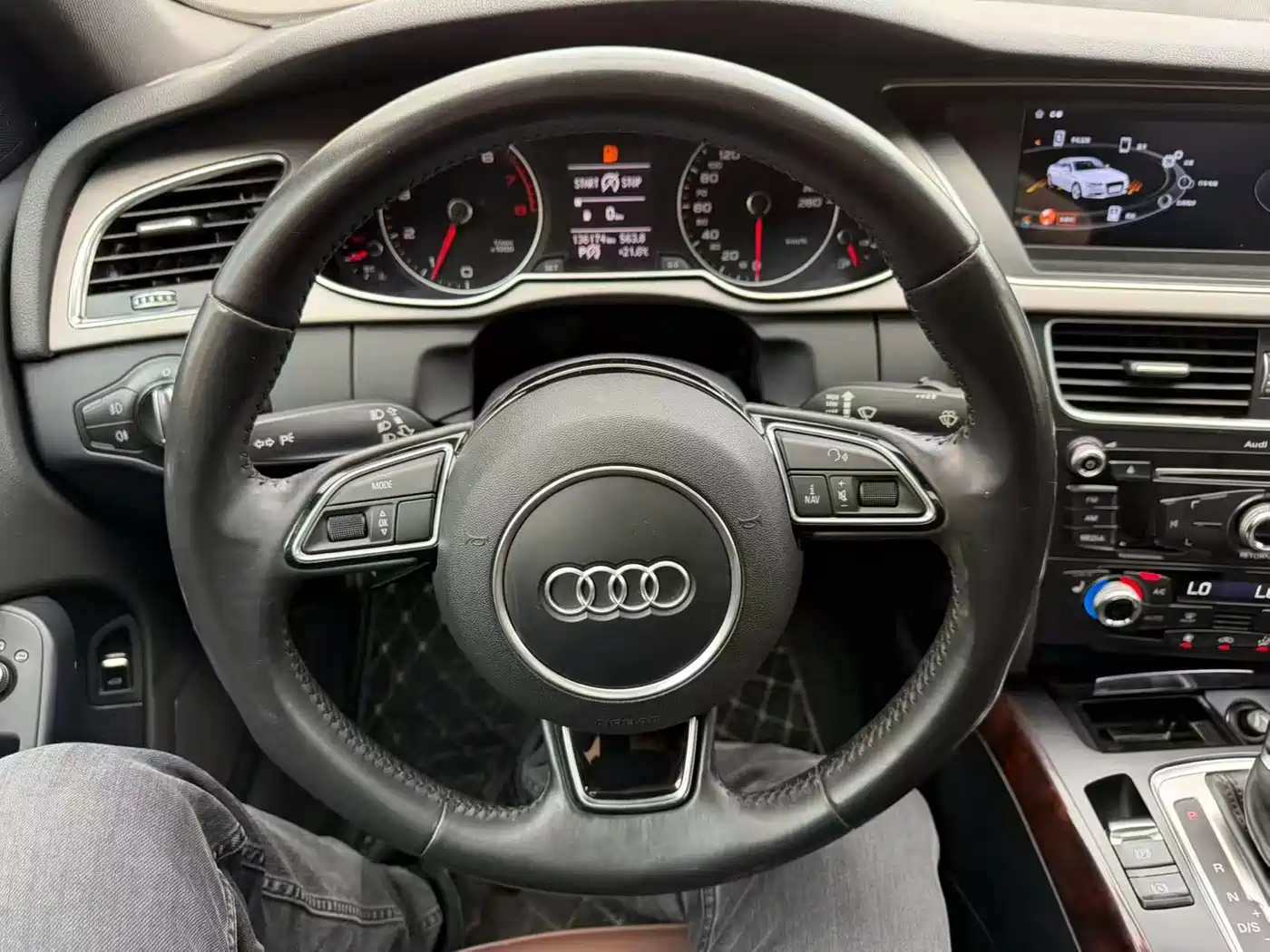 Audi A4L 2015 35 TFSI Auto Comfort фото 6