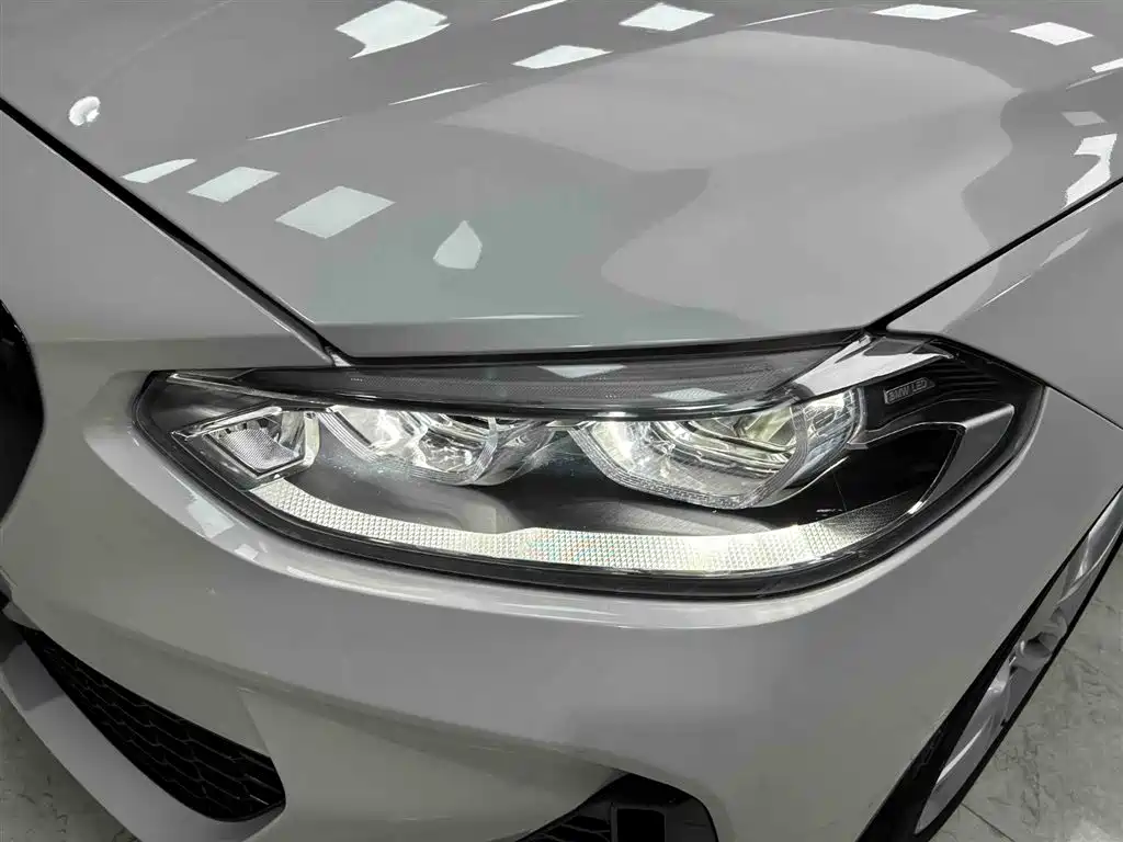 BMW 1 Series 2023 120i M Sport Shadow Edition фото 17