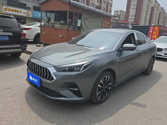 JAC Motors JAC J7 2020