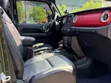 Photo 12 - Jeep Wrangler