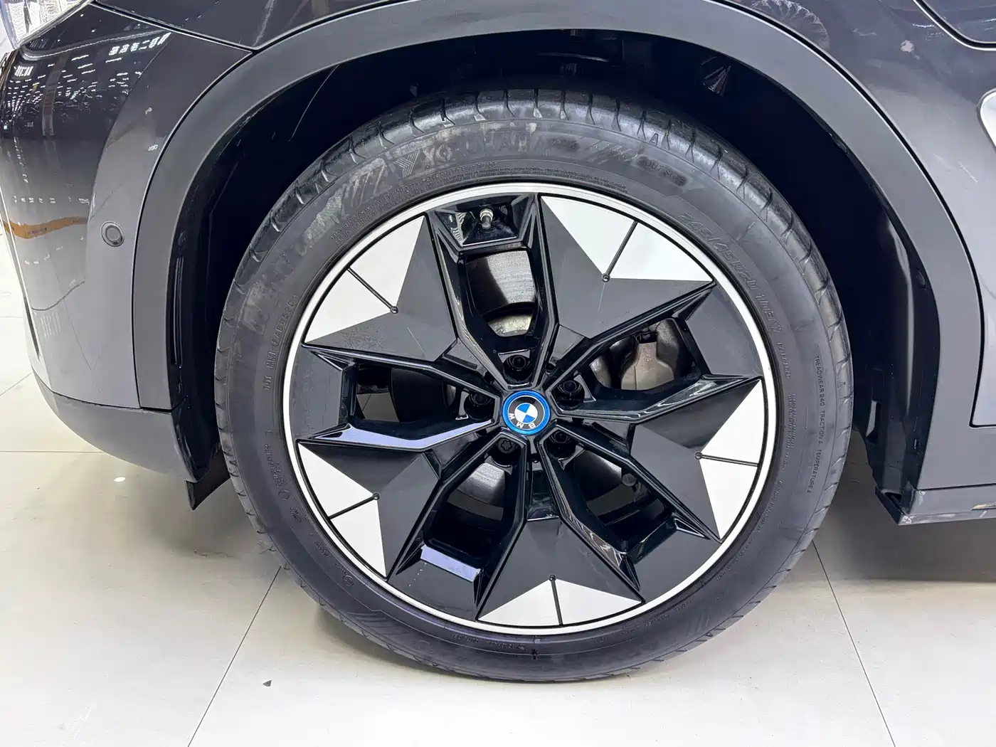 BMW iX3 2021 Facelift Pioneer фото 13