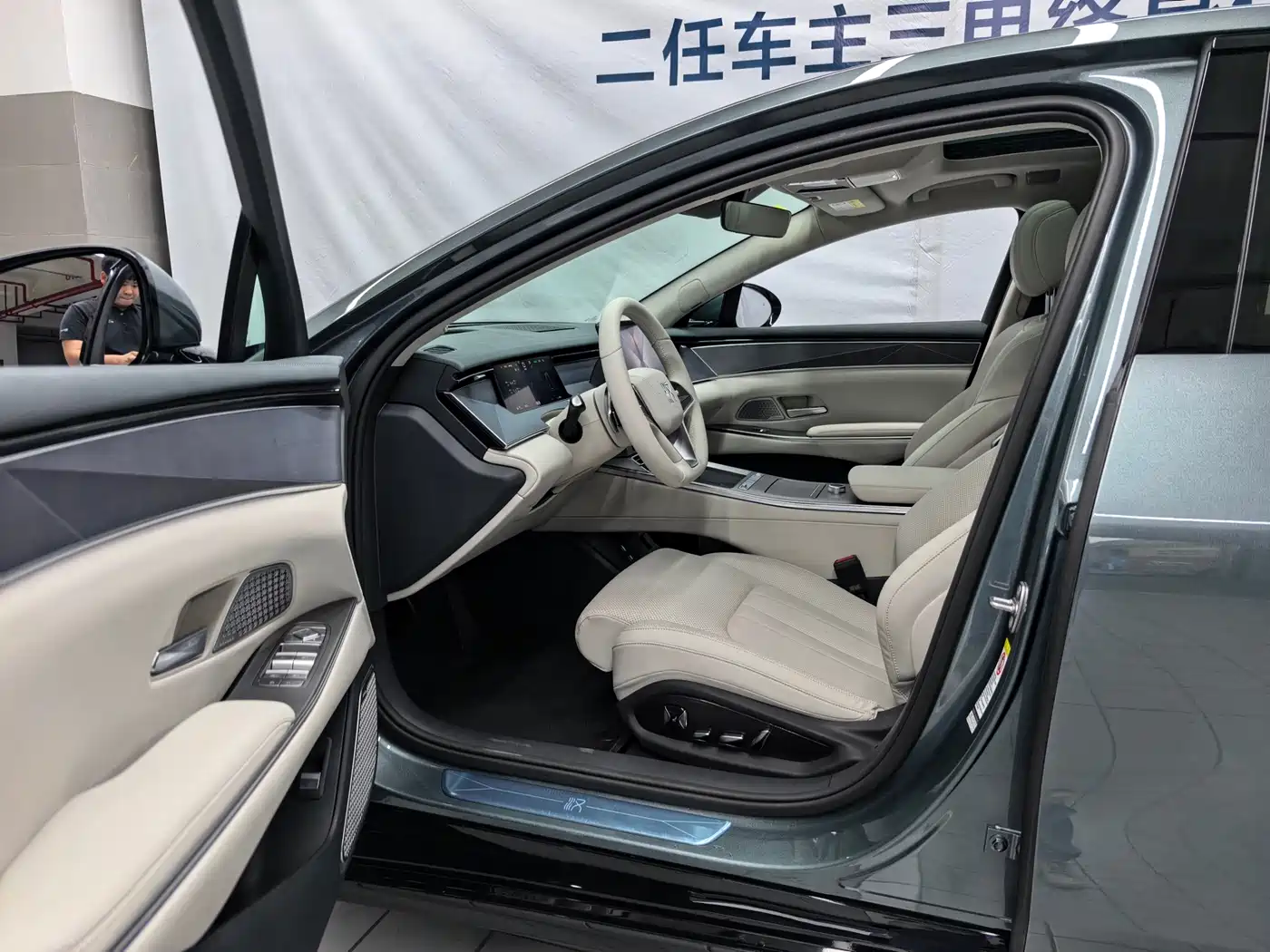 BYD Han L 2025 DM-i 200KM LiDAR Flagship фото 8