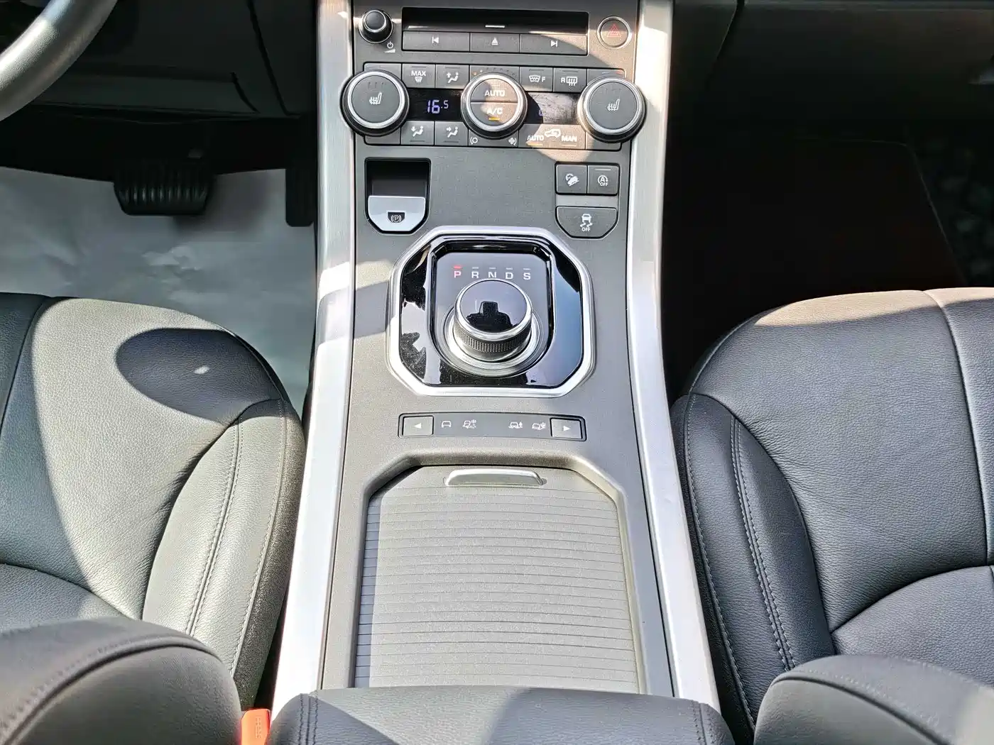 Land Rover Range Rover Evoque 2018 240PS SE Smart Edition фото 17