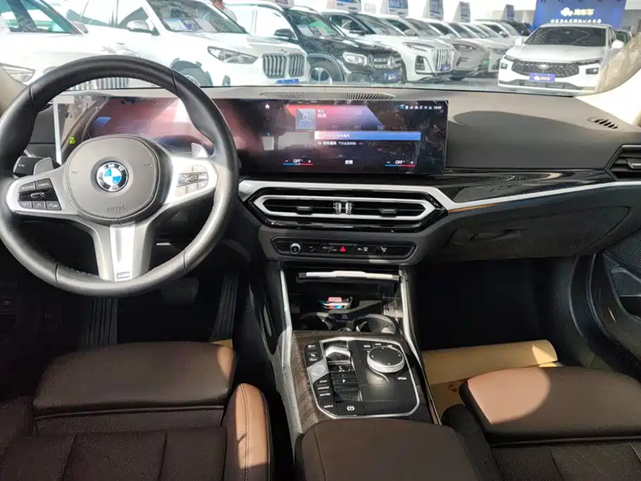 BMW 3 Series 2023 325Li M Sport Package фото 12