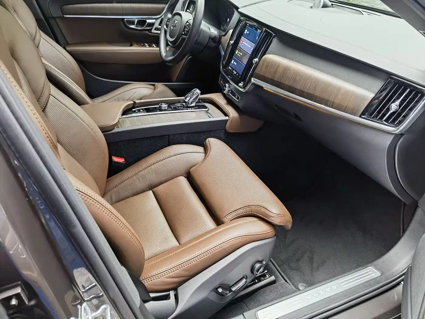 Фото 19 - Volvo S90