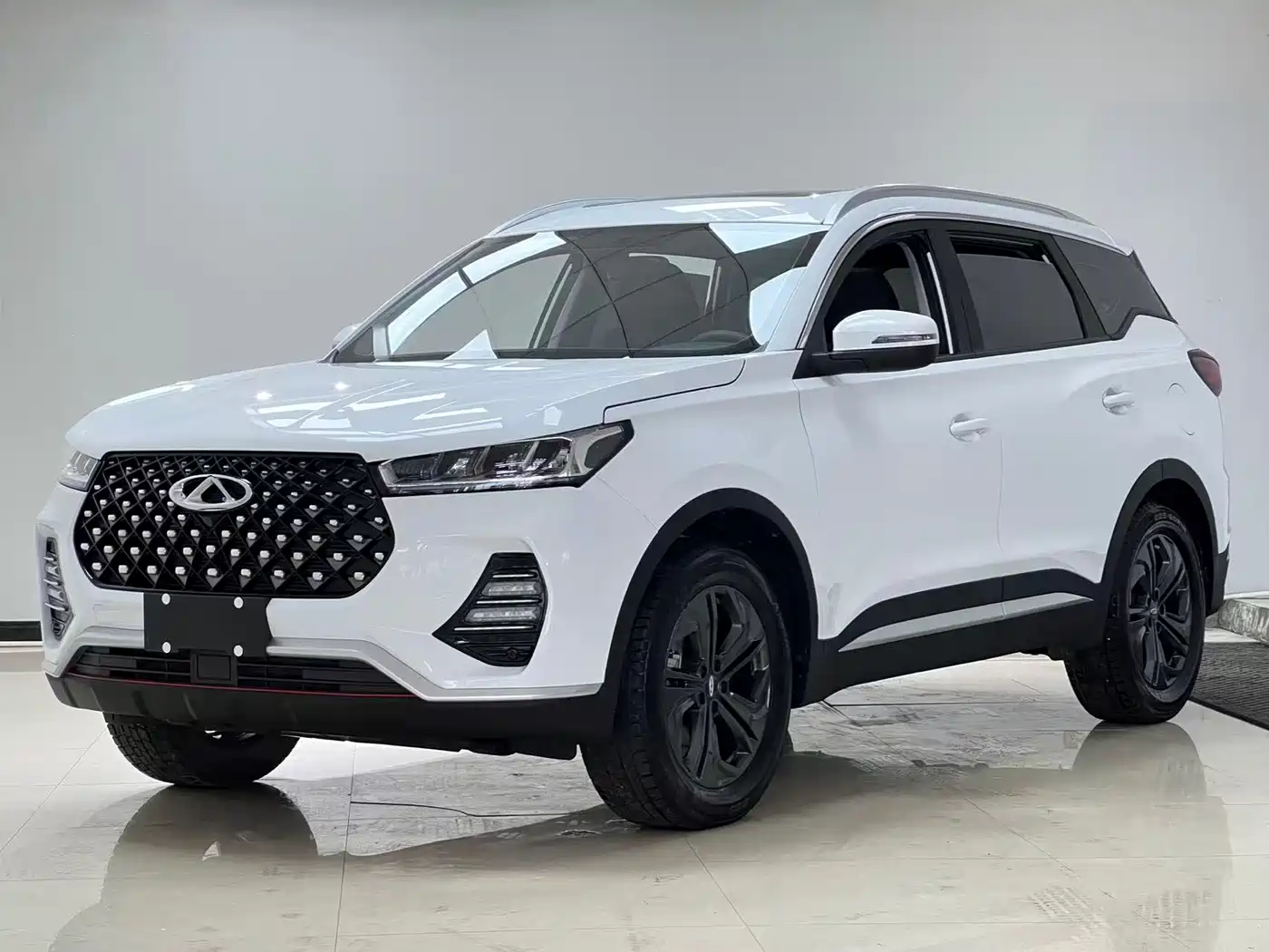 Фото 1 - Chery Tiggo 7