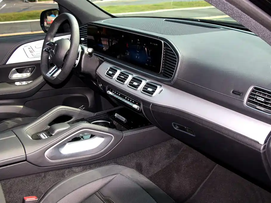 Mercedes-Benz GLE AMG 2024 AMG GLE 53 4MATIC+ фото 11
