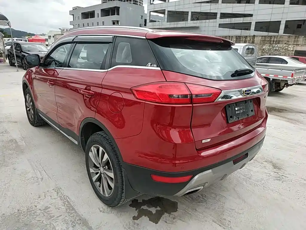 Photo 5 - Geely Boyue