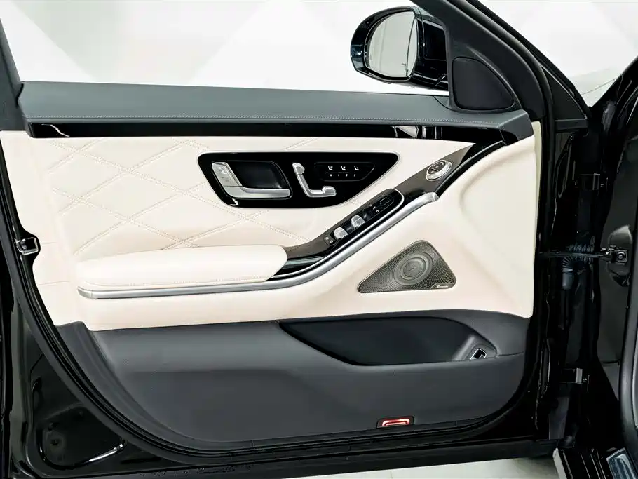 Mercedes-Benz Maybach S-Class 2024 Facelift S 480 4MATIC фото 17