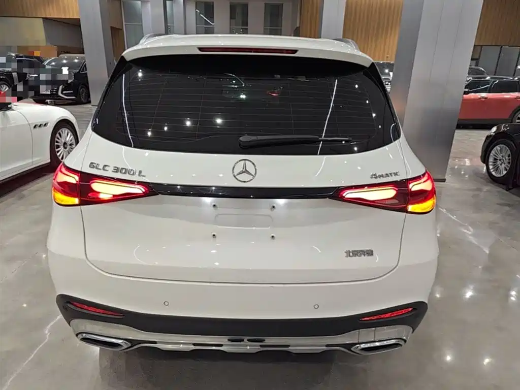 Mercedes-Benz GLC 2023 Facelift GLC 300 L 4MATIC Sport 7-Seater фото 6