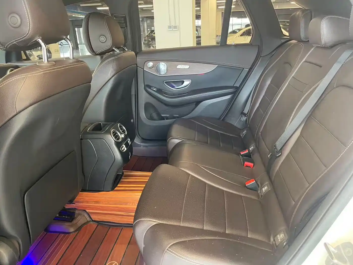 Mercedes-Benz GLC 2021 GLC 300 L 4MATIC Sporty фото 9