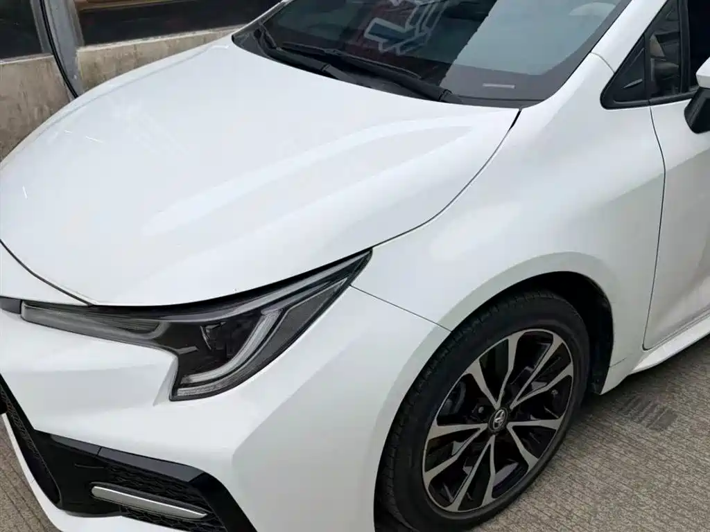 Toyota Levin 2022 185T CVT Sport Edition фото 2