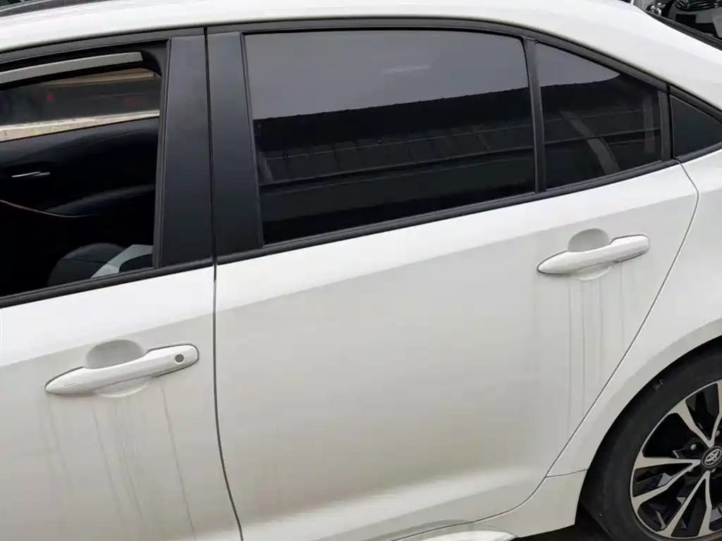 Toyota Levin 2022 185T CVT Sport Edition фото 4