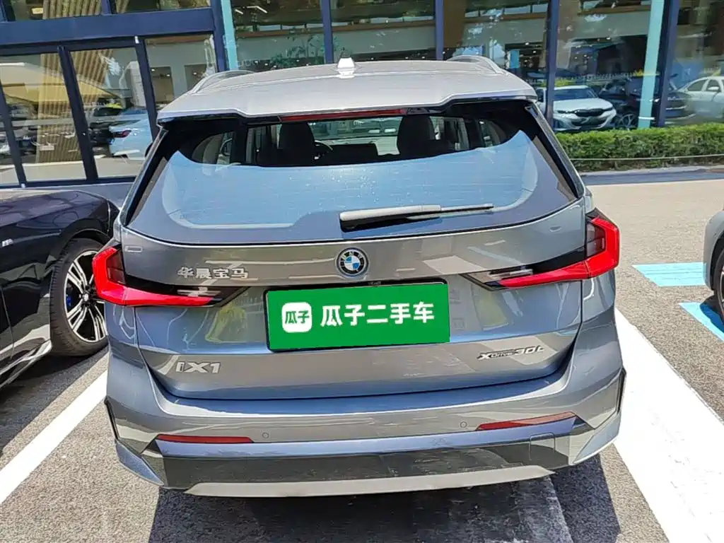 BMW iX1 2023 xDrive30L X Design Package фото 10