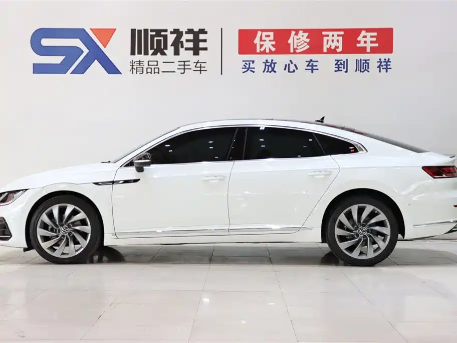 Volkswagen FAW-Volkswagen CC 2023 380TSI Eye-catching Edition фото 6