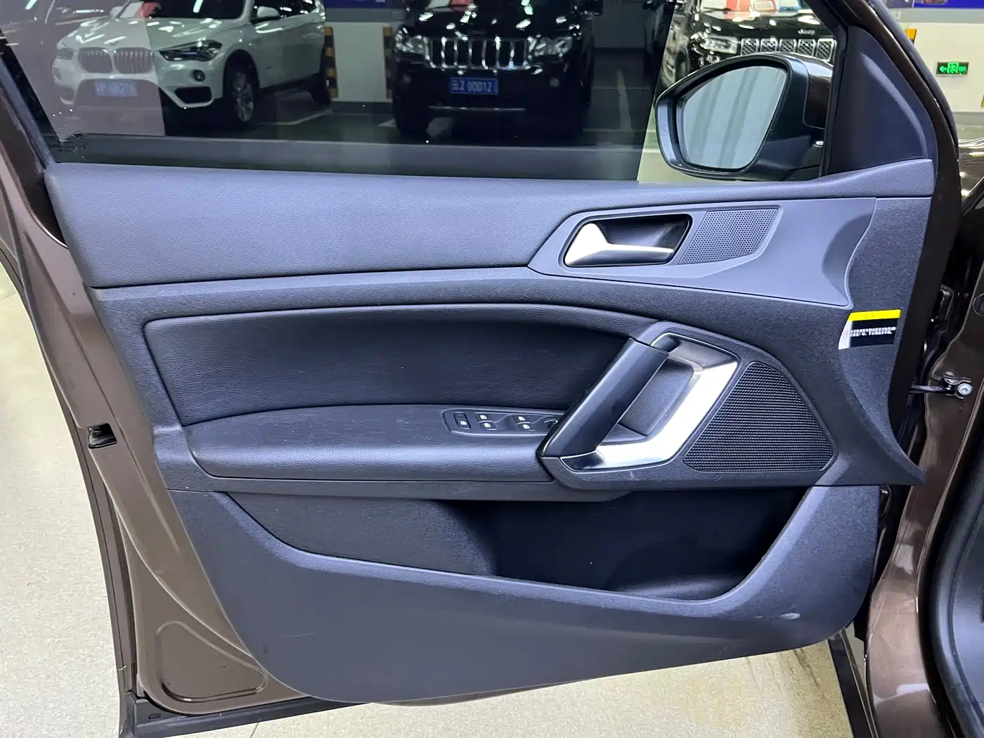 Peugeot 408 2014 1.8L Automatic Luxury Edition фото 10