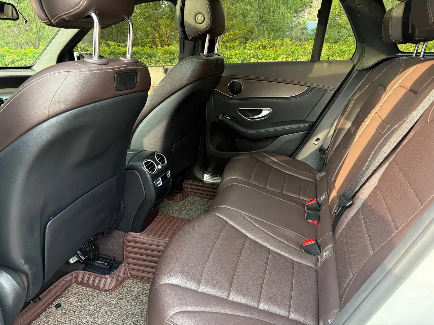 Mercedes-Benz GLC 2016 GLC 300 4MATIC Dynamic фото 9