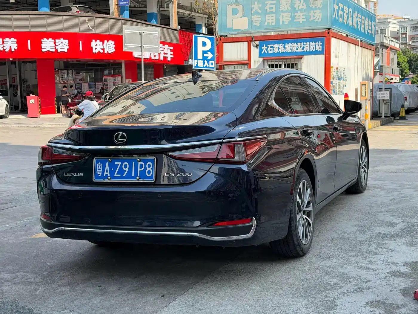 Lexus ES 2021 200 Excellence Edition фото 8