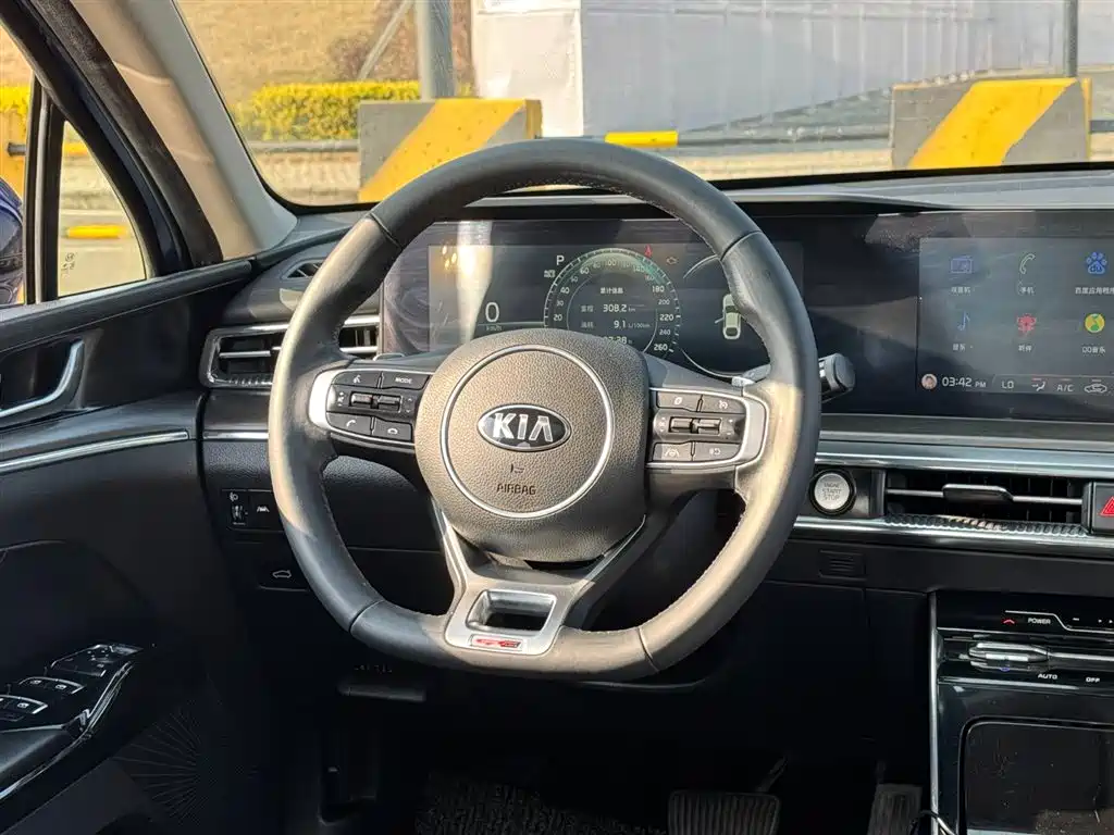 Kia K5 2020 380T GT-Line Premium Tech Version фото 25