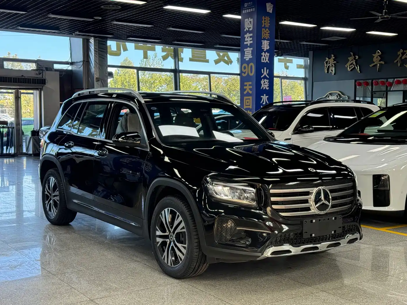 Mercedes-Benz GLB 2026 2025 GLB 220 Dynamic