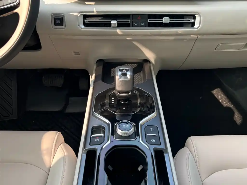 GEELY AUTOMOBILE GEELY ICON