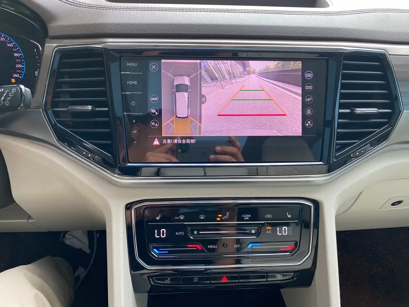 Volkswagen Viloran 2020 2020 380TSI Premium