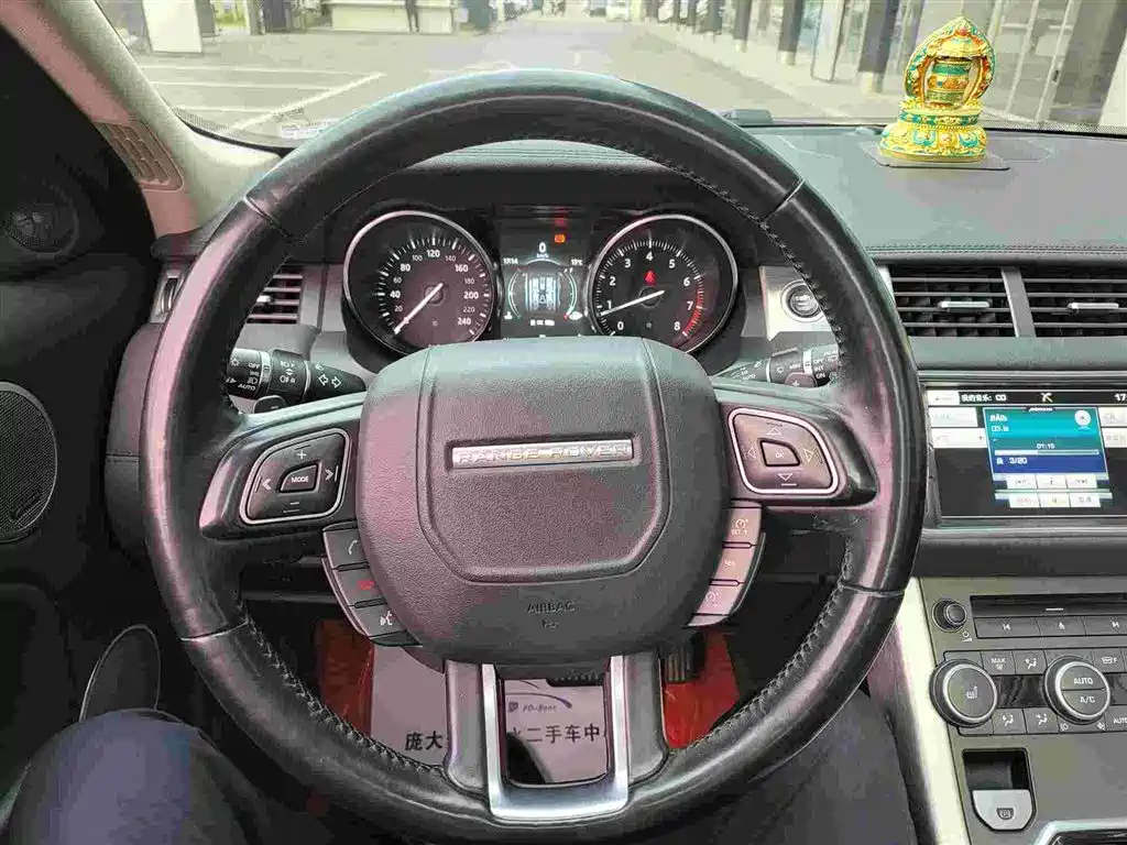 Land Rover Range Rover Evoque 2016 2.0T SE ZhiYao фото 10