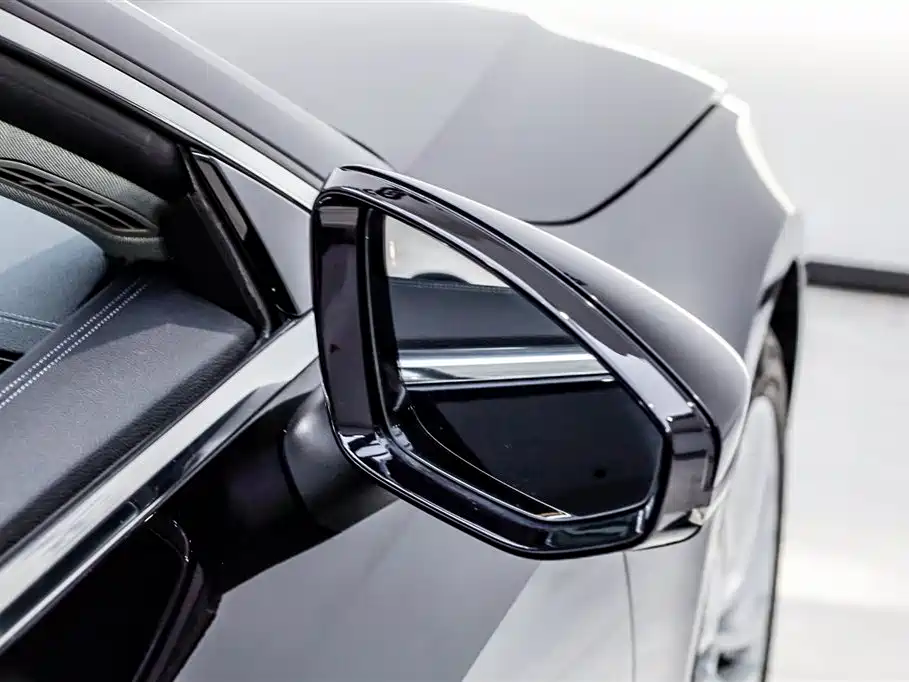 Audi A7L 2024 45TFSI S-line Dream Edition Crystal Package фото 19
