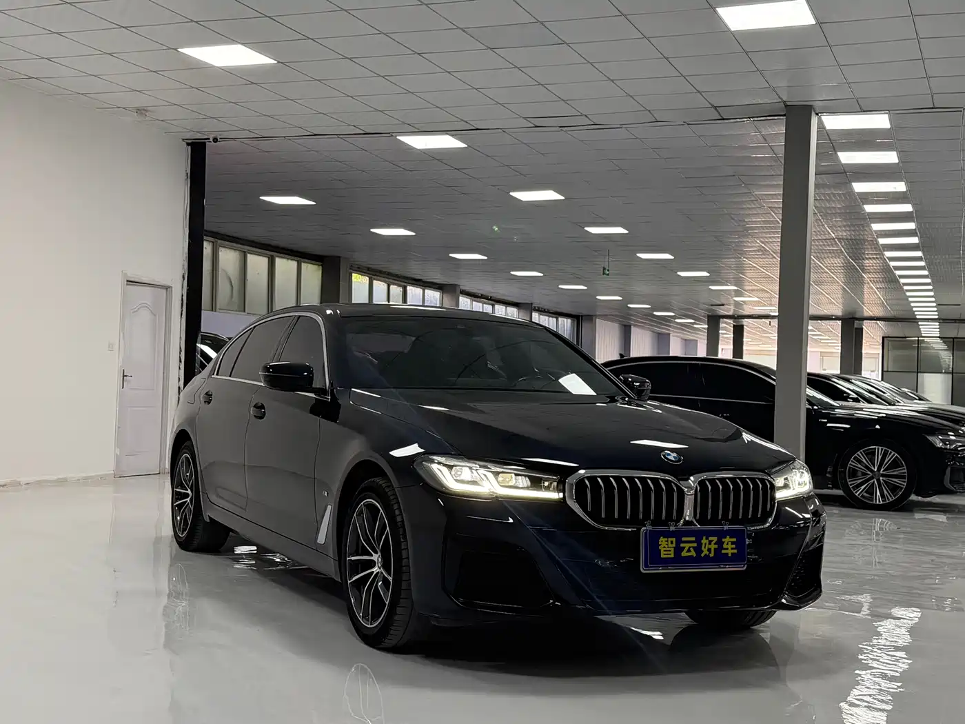 BMW 5 Series 2022 Facelift 525Li M Sport Package фото 3