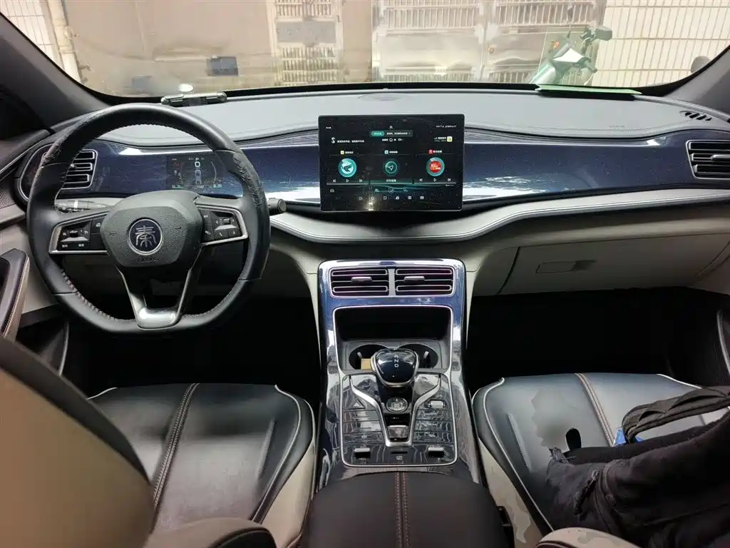 BYD Qin PLUS 2021 DM-i 55KM Flagship фото 6