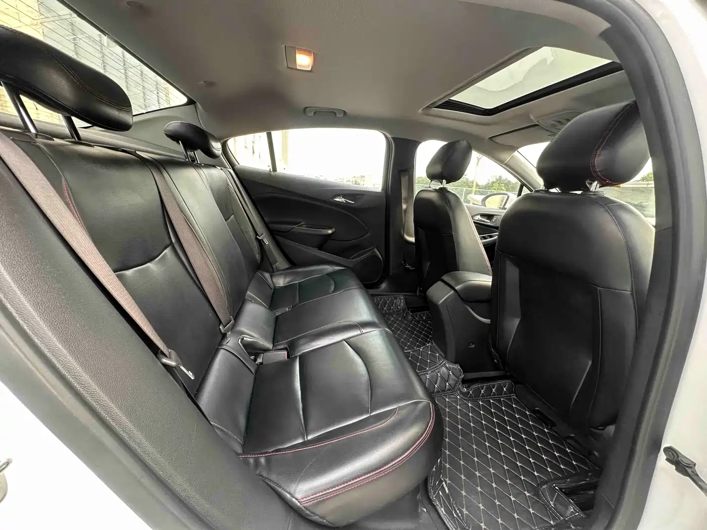 Chevrolet Cruze 2017 2017 1.5L Automatic Pioneer Sunroof