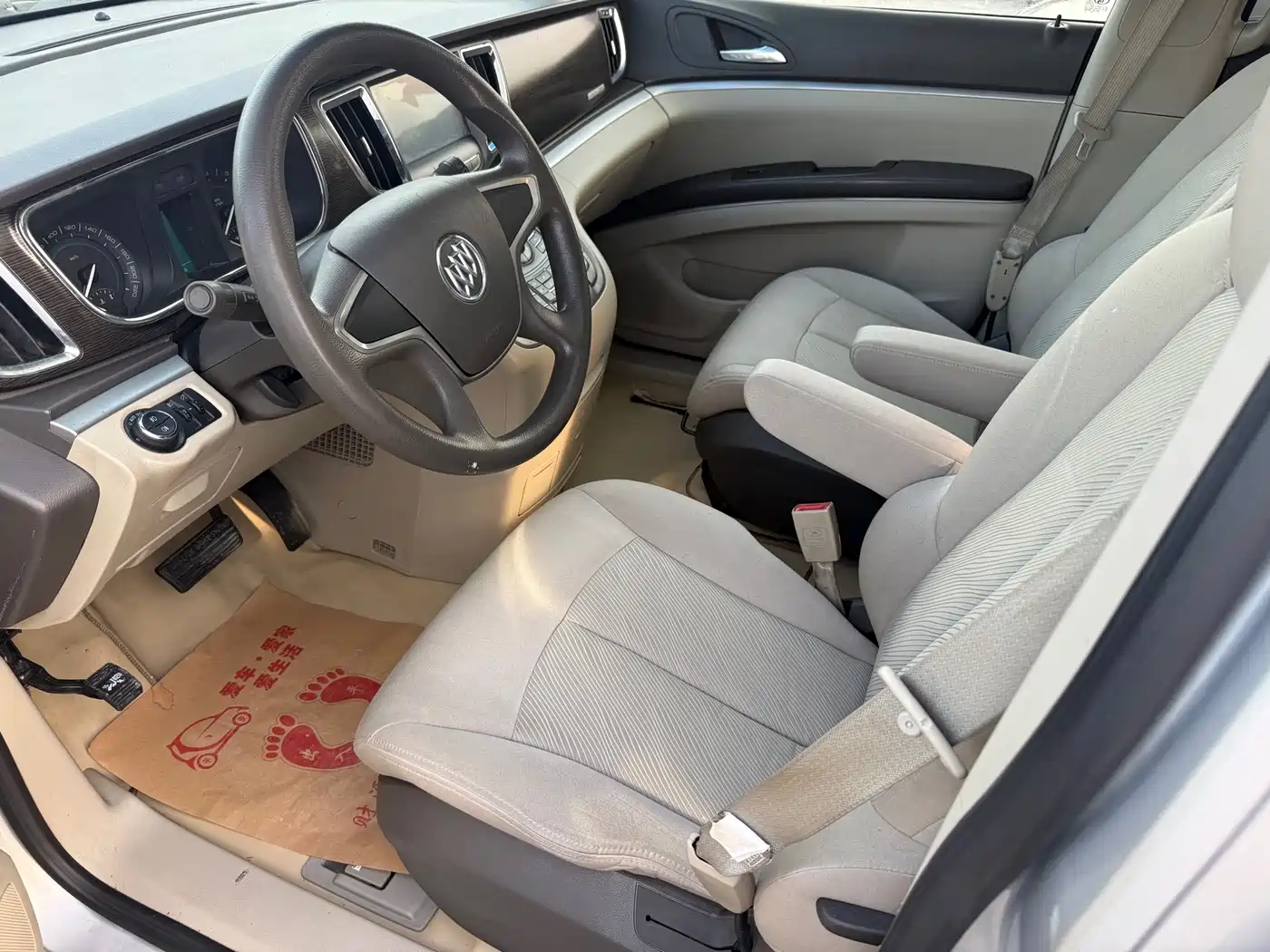 Buick GL8 2013 2.4L CT Luxury Business Comfort Edition фото 7