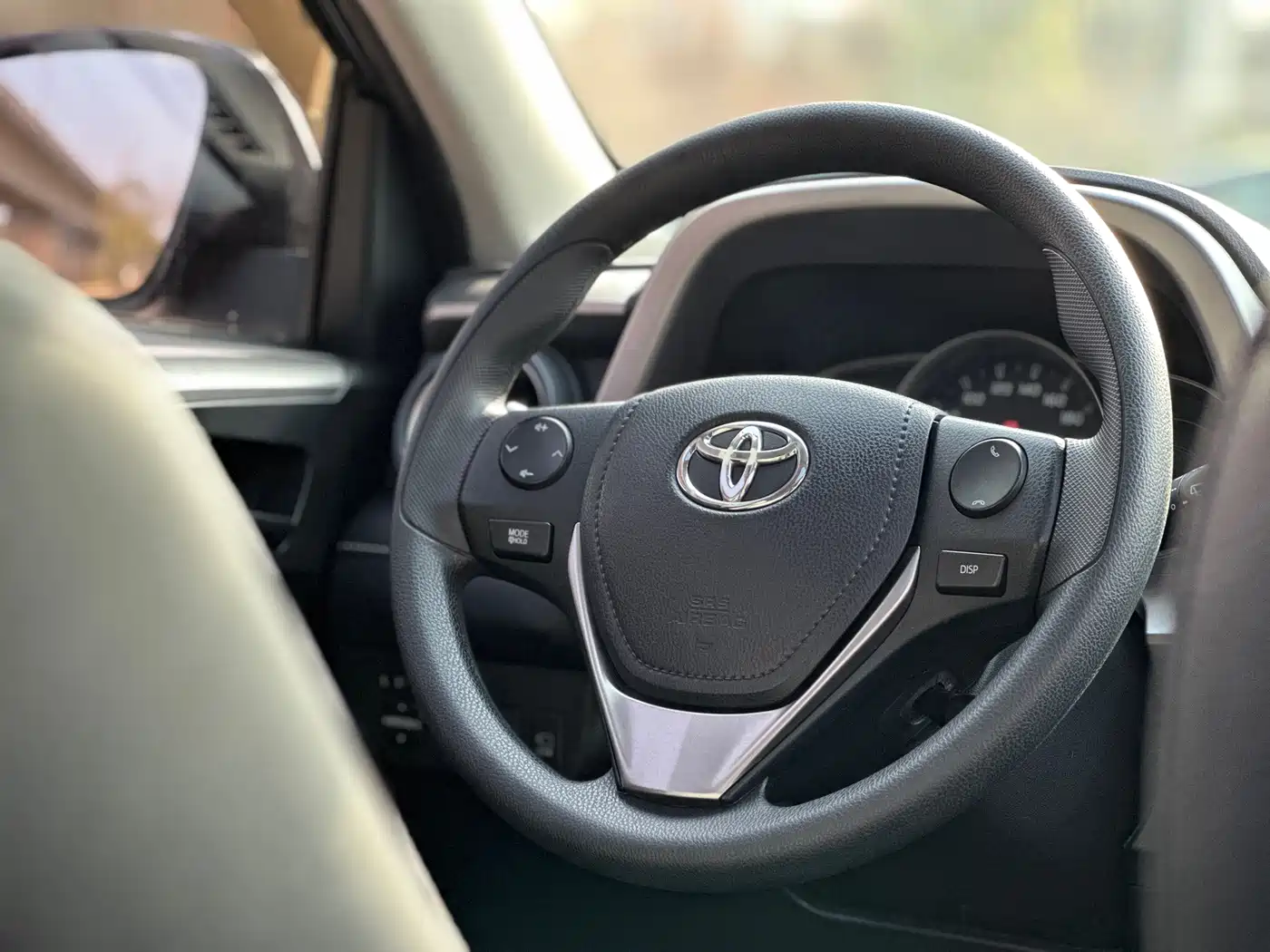 Toyota RAV4 Rongfang 2016 2.0L CVT 2WD Trend (China V) фото 9