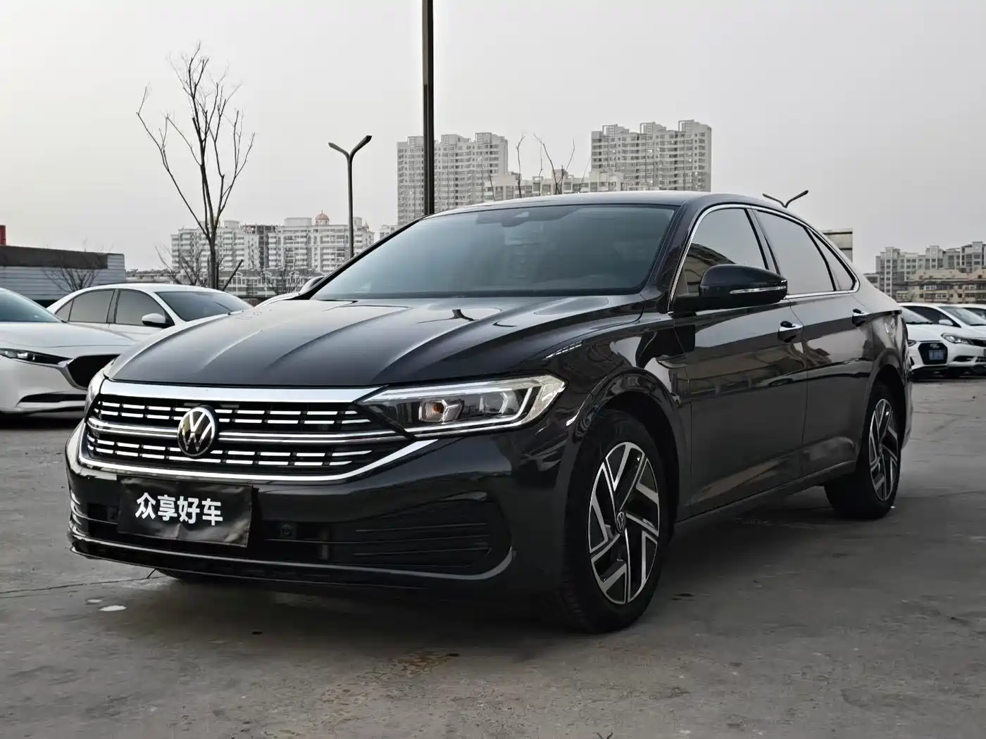 Volkswagen Sagitar 2023 300TSI DSG Surpassing Edition