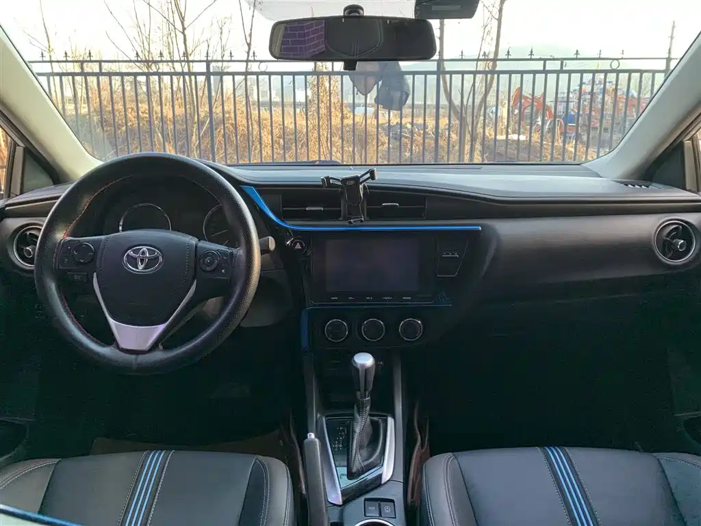 Toyota Levin 2018 185T CVT Prestige Edition China VI фото 8