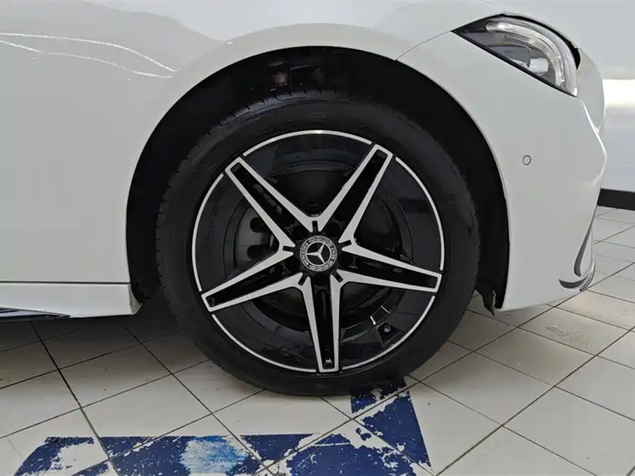 Mercedes-Benz C-Class 2025 C 260 L Night Sport Edition фото 6