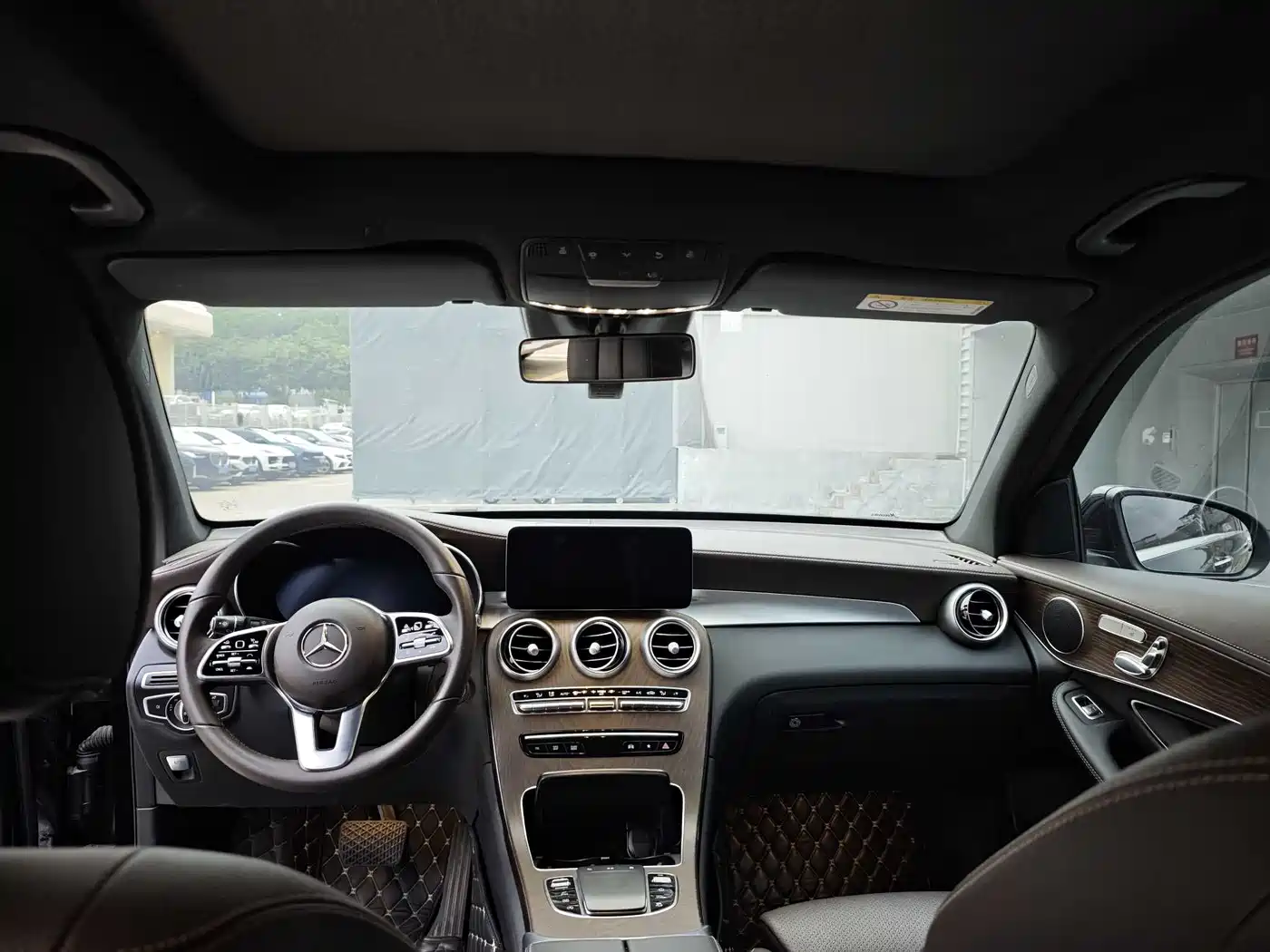 Mercedes-Benz GLC 2022 Facelift II GLC 300 L 4MATIC Luxury фото 16