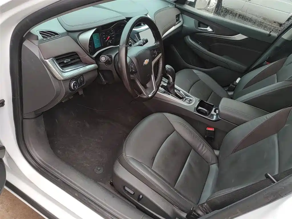 Chevrolet Malibu 2017 1.5T Automatic Luxury Edition фото 15