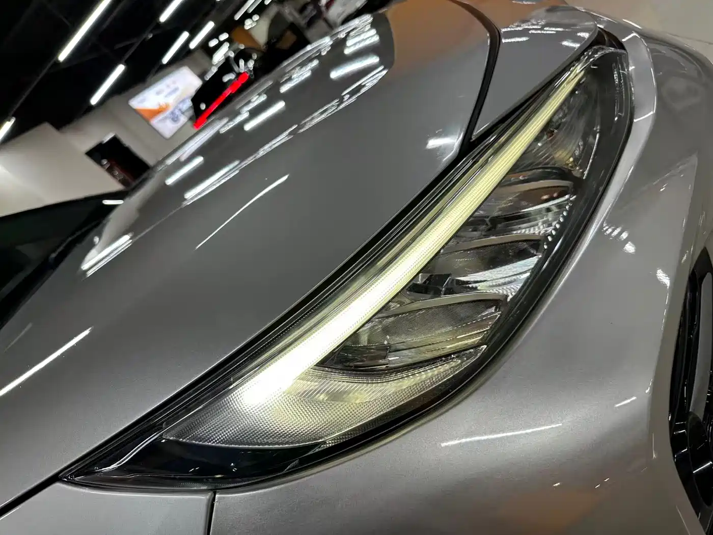 Toyota Wildlander 2020 2.0L CVT 2WD Luxury Edition фото 15
