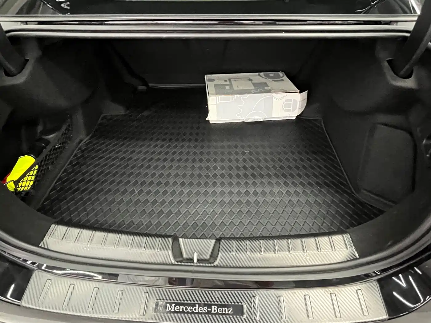 Mercedes-Benz E-Class 2024 Model E 300 L Luxury Sport фото 17