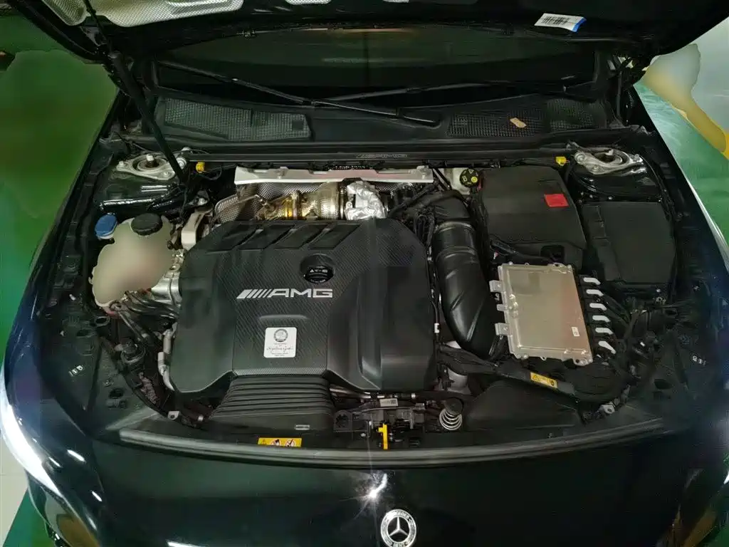MERCEDES-BENZ CLA AMG