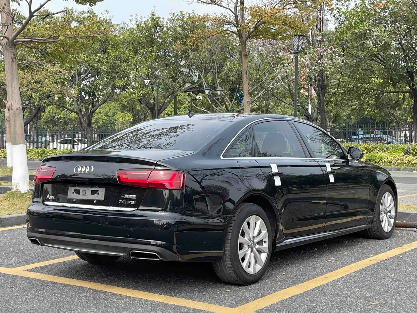 Audi A6L 2017 30 FSI Technology фото 4