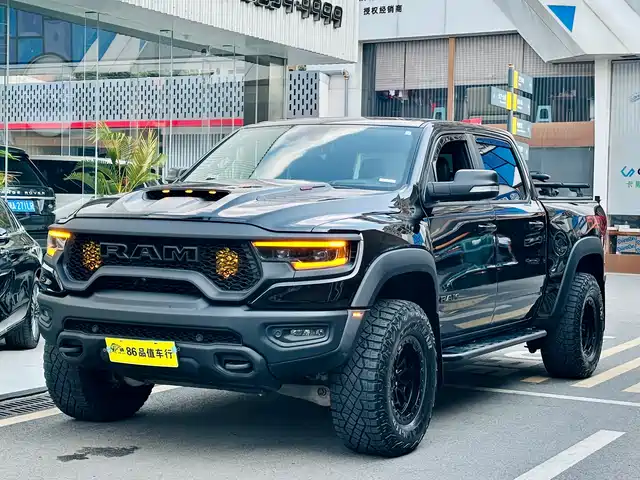 RAM Trucks 6.2T, автомат
