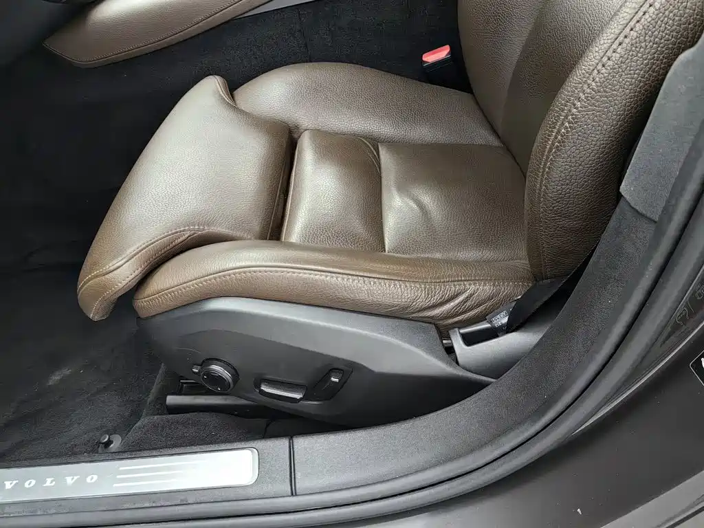 Фото 20 - Volvo S90