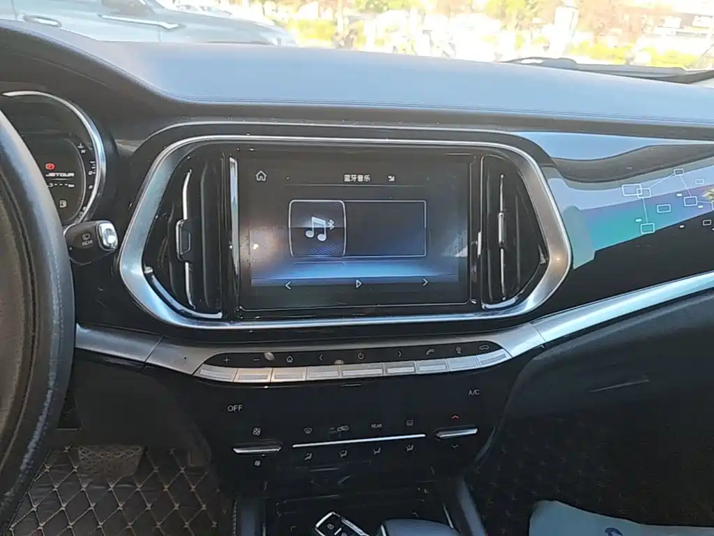 Jetour X90 2019 2019 1.5T Auto Luxury 6-seater China V